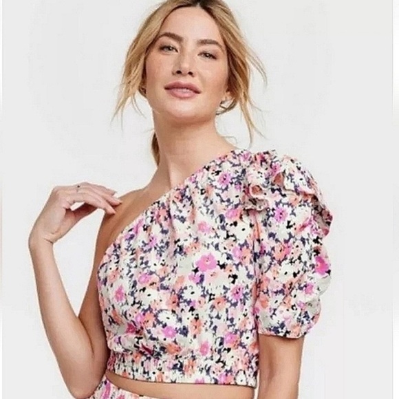 Universal Thread Tops - Universal Thread Women’s Floral One-Shoulder Blouse Size Medium